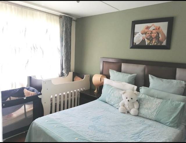 2 BEDROOM APARTMENT FOR SALE IN SOUTHDALE
